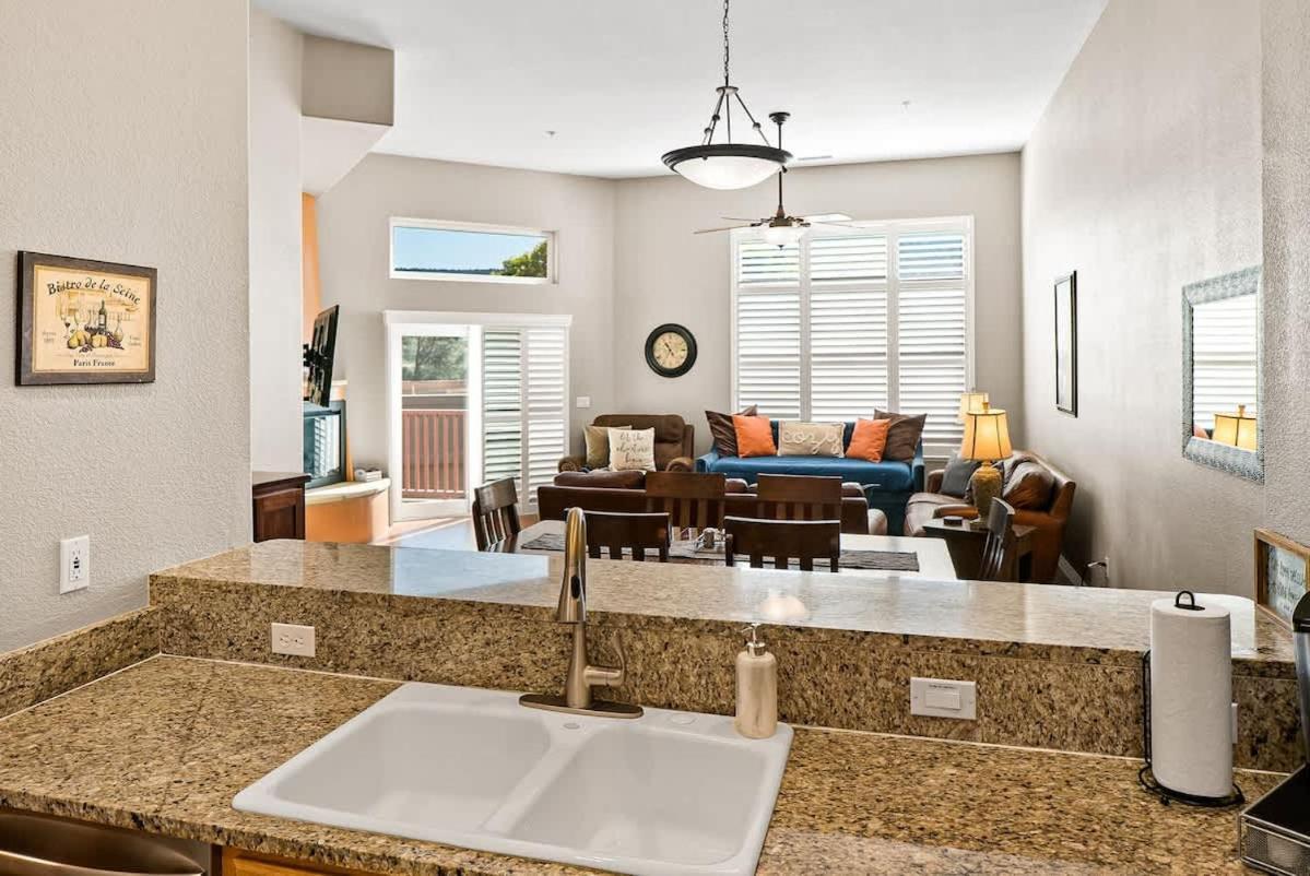 Family Friendly Sedona Townhome In Golf Community Eksteriør billede